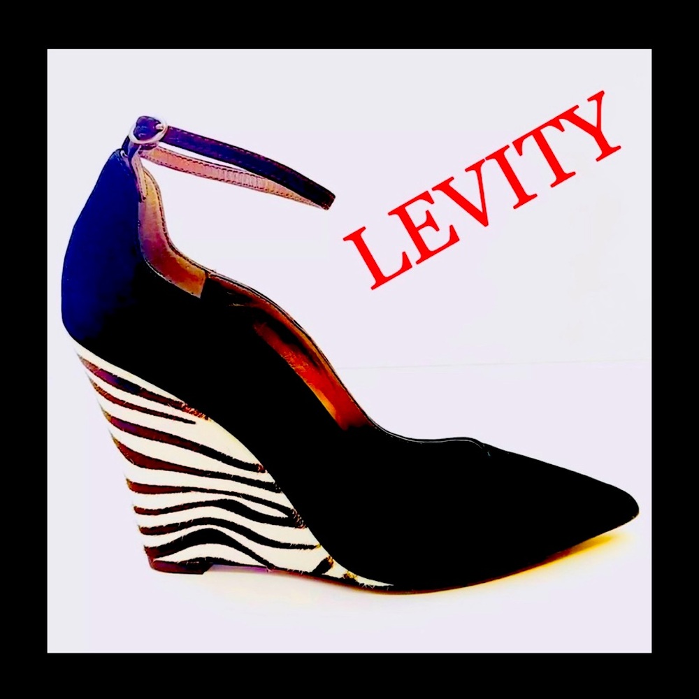 LEVITY - WEDGES